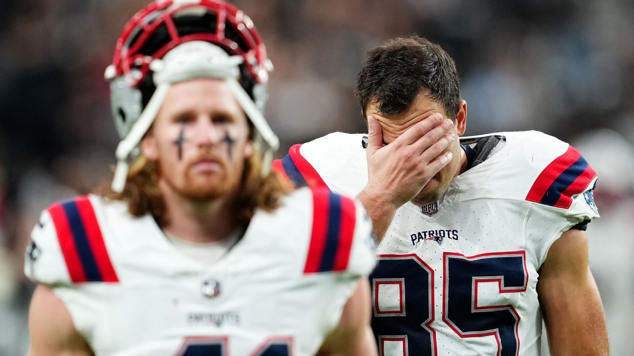 1-5 Patriots' morale being tested, but players are focused on improving