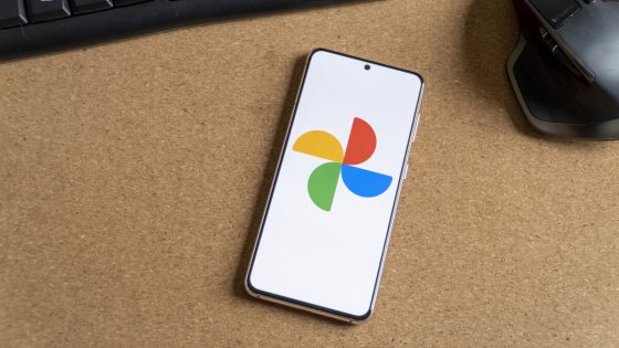 Google Photos backing up RAW images by default