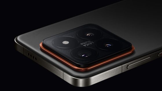 The Xiaomi 14 series breaks cover in China, boasting 3000-nit displays and variable-aperture cameras
