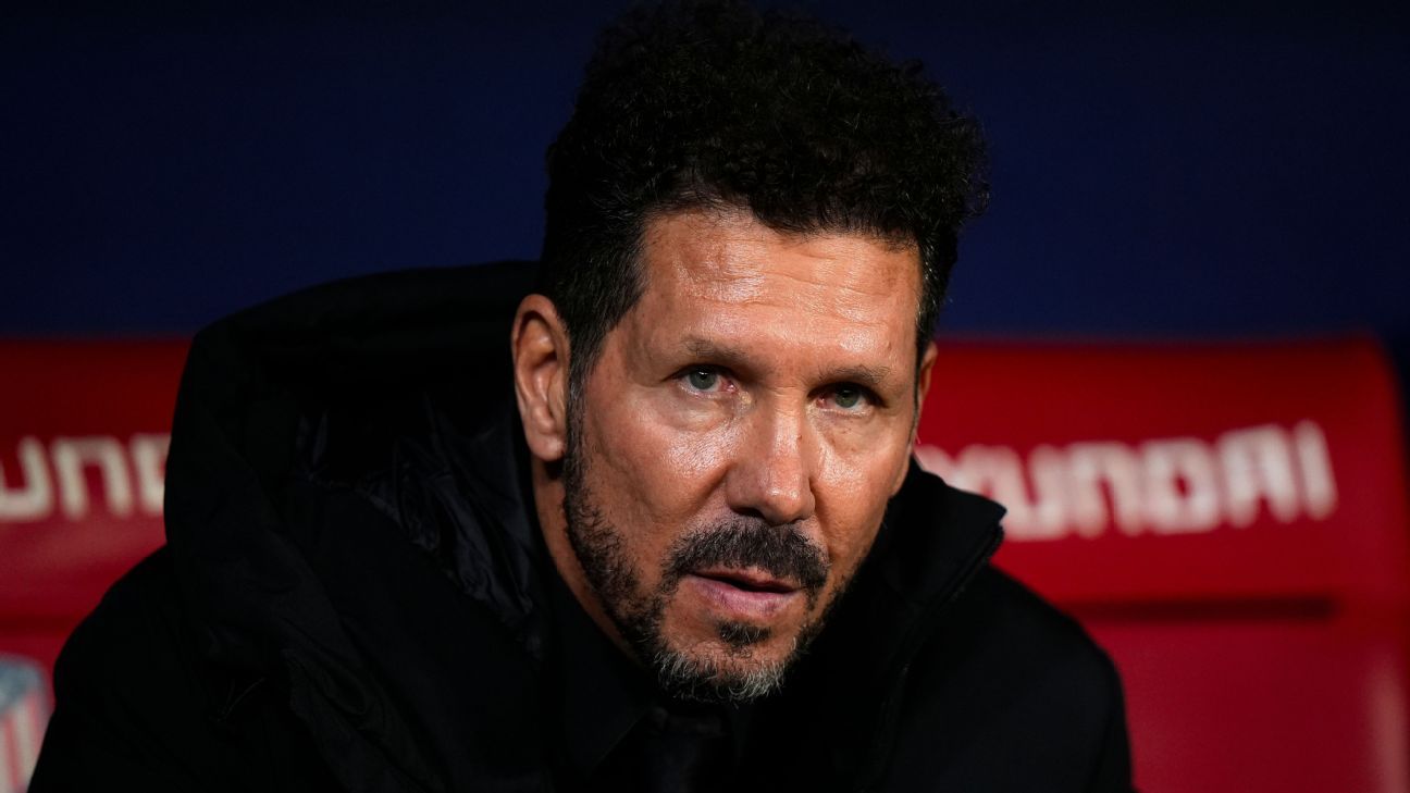 Simeone in talks with Atletico over new contract - sources