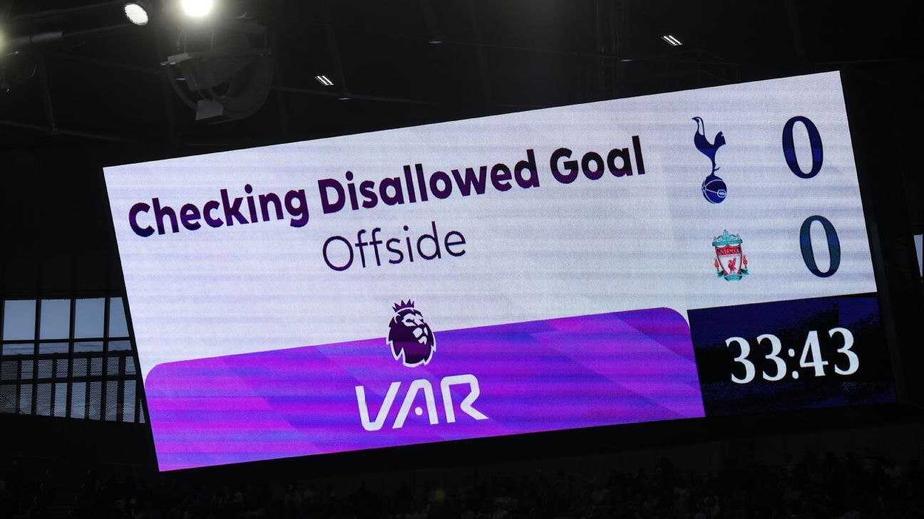 No plans to broadcast 'chaotic' live VAR decisions - IFAB