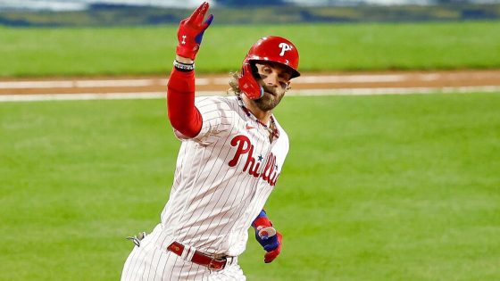 Bryce Harper celebrates birthday with HR, Phillies win in Game 1 of NLCS
