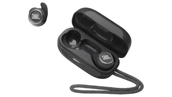 Make your inner gym rat happy and get JBL Reflect Mini workout earbuds for 53% off