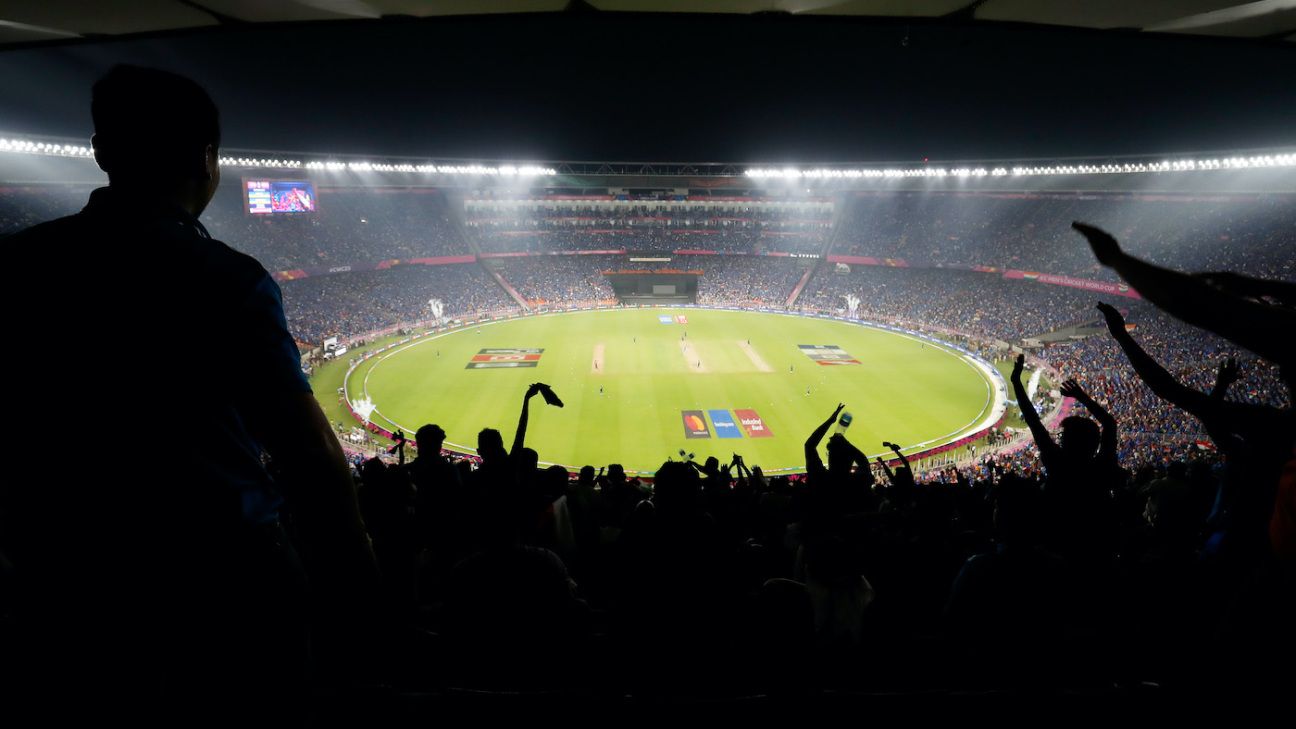 ODI World Cup digest: India hand out a drubbing in front of 100,000 plus; two teams lose captains
