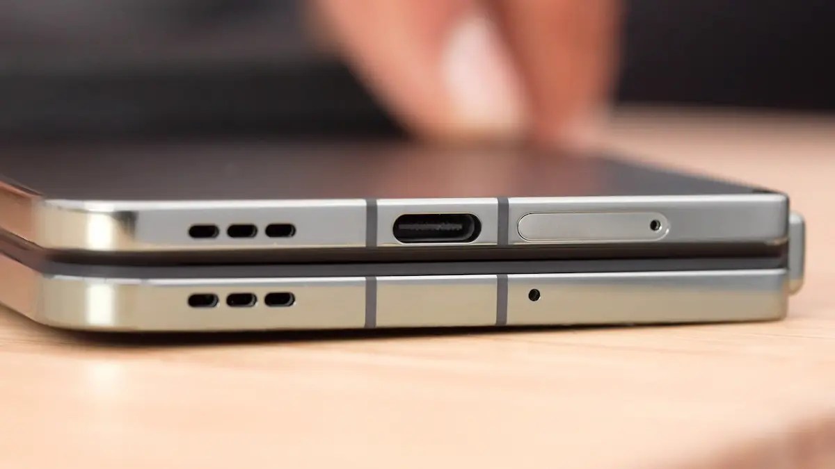 OnePlus Open Prototype Video: Watch The Astonishing Paper Hang Test