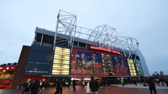 Sheikh Jassim withdraws from process to buy Man United - sources