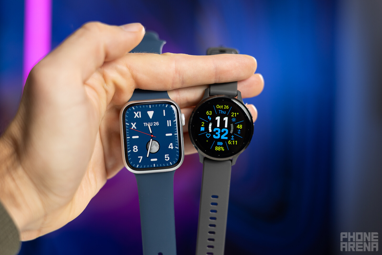 (Crédit image – PhoneArena) – Garmin Venu 3 vs Apple Watch Series 9 : Garmin a un gros avantage
