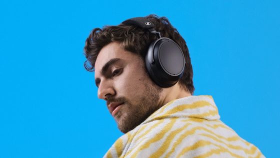 Treat yourself to the high-end Sennheiser Momentum 4 and save on Amazon