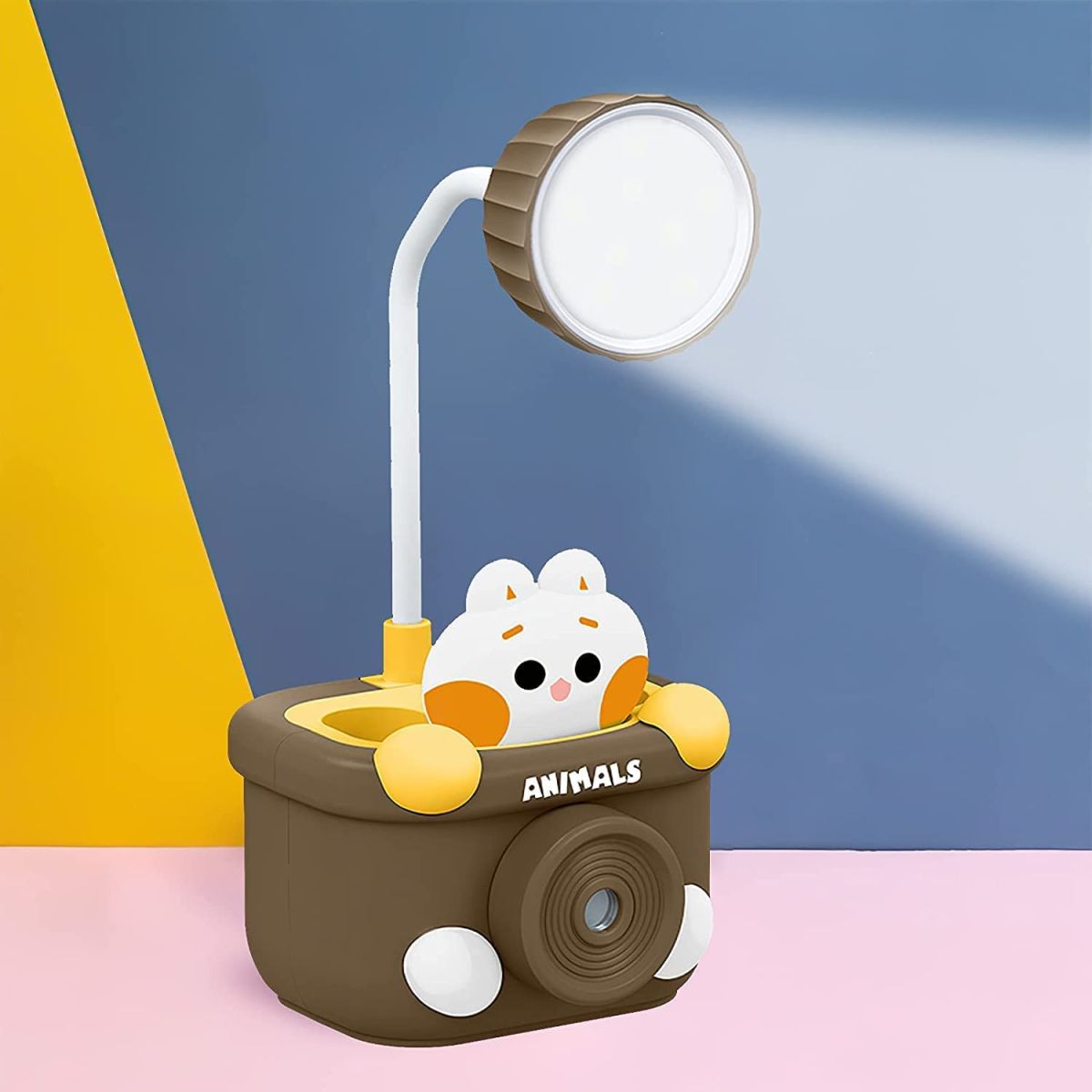 Table Lamps for Home or Office: Best Desk Lamps Available on Amazon India (2023)