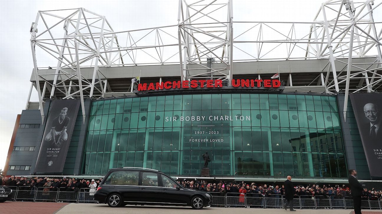 Thousands mourn Sir Bobby Charlton at Old Trafford funeral cortege
