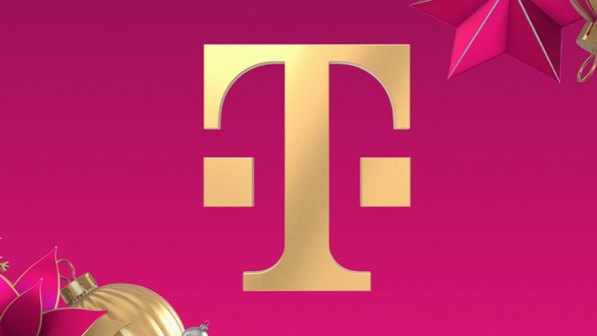 Free iPhone 15, free AirPods, and much more: T-Mobile hits play on its Cyber Monday deals early