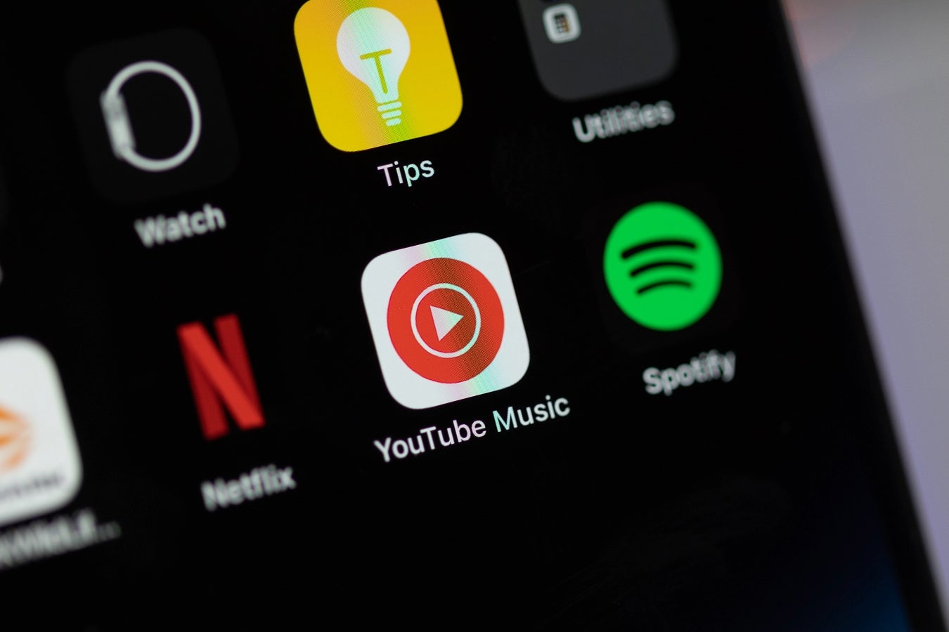 Crédit image – PhoneArena – YouTube Premium en vaut-il la peine en 2023 ?