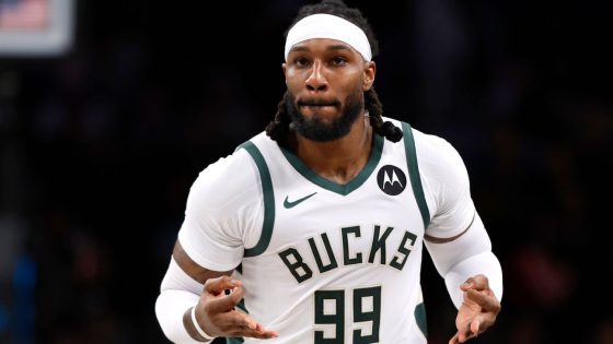Bucks' Jae Crowder to be sidelined for two months with injury