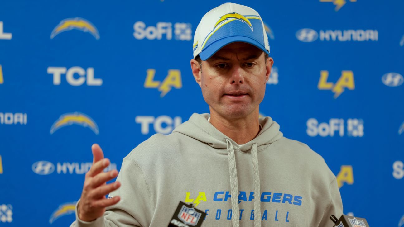 Chargers' Brandon Staley asserts 'full confidence' in self, defense
