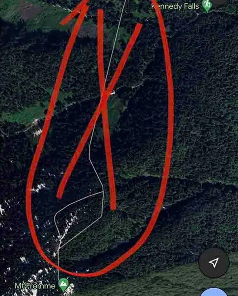 The hiking trail seen on Google Maps by the hiker did not exist - The man stranded on a cliff following a non-existent path on Google Maps was rescued by a helicopter team