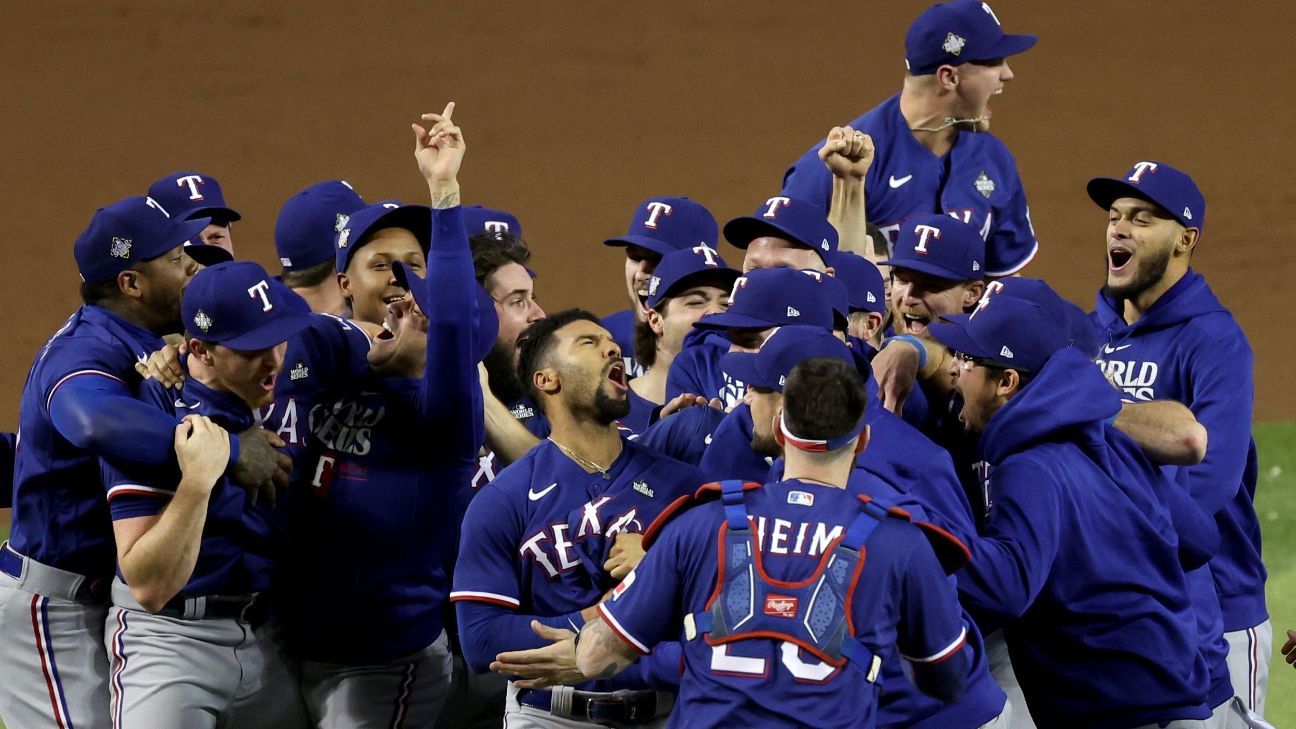 Rangers take out D-backs for franchise's 1st World Series title