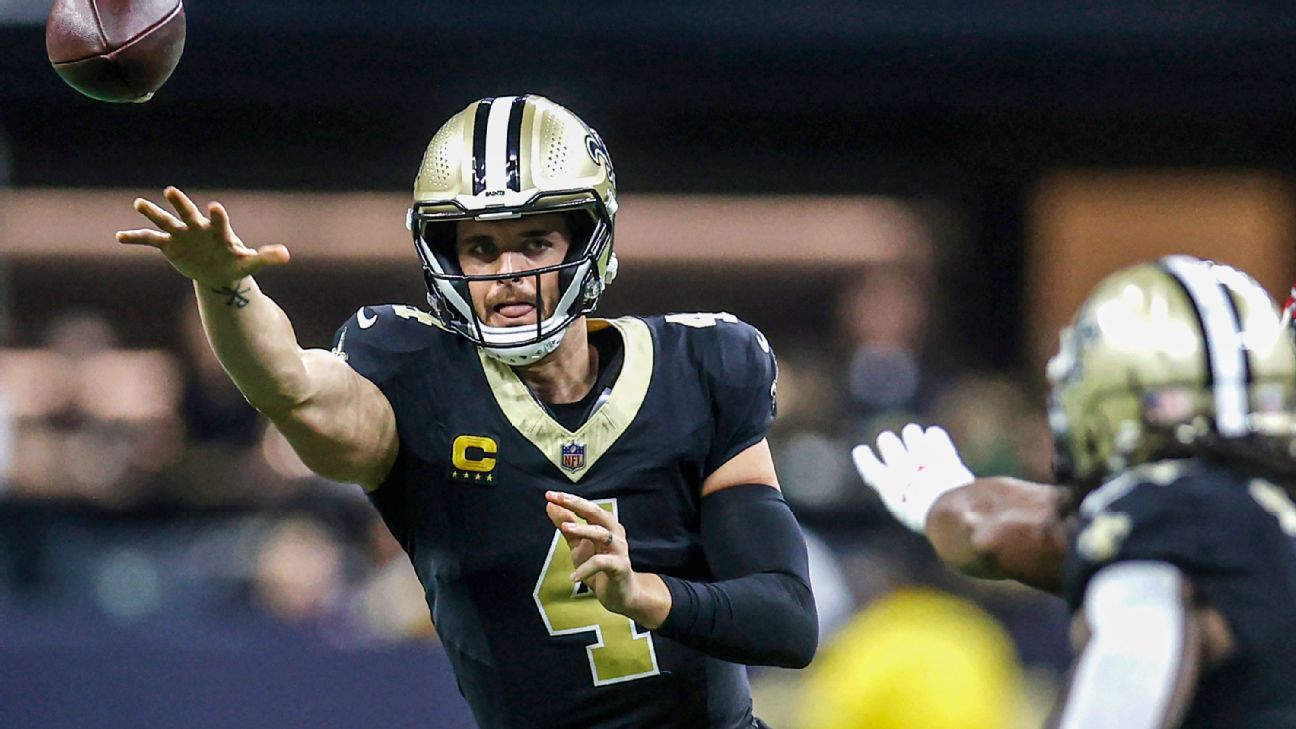 Saints quarterback Derek Carr clears concussion protocol