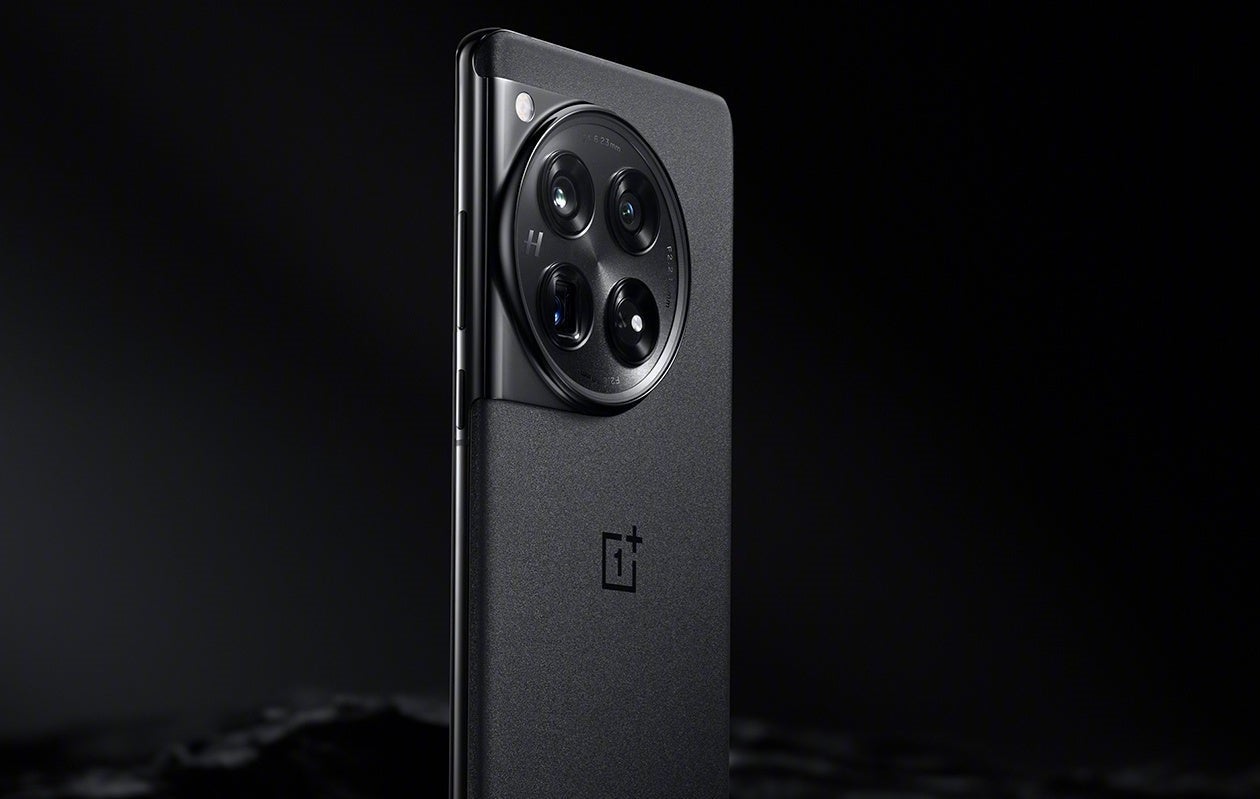 OnePlus 12 photo released by OnePlus - Upcoming phone sets record score for AnTuTu