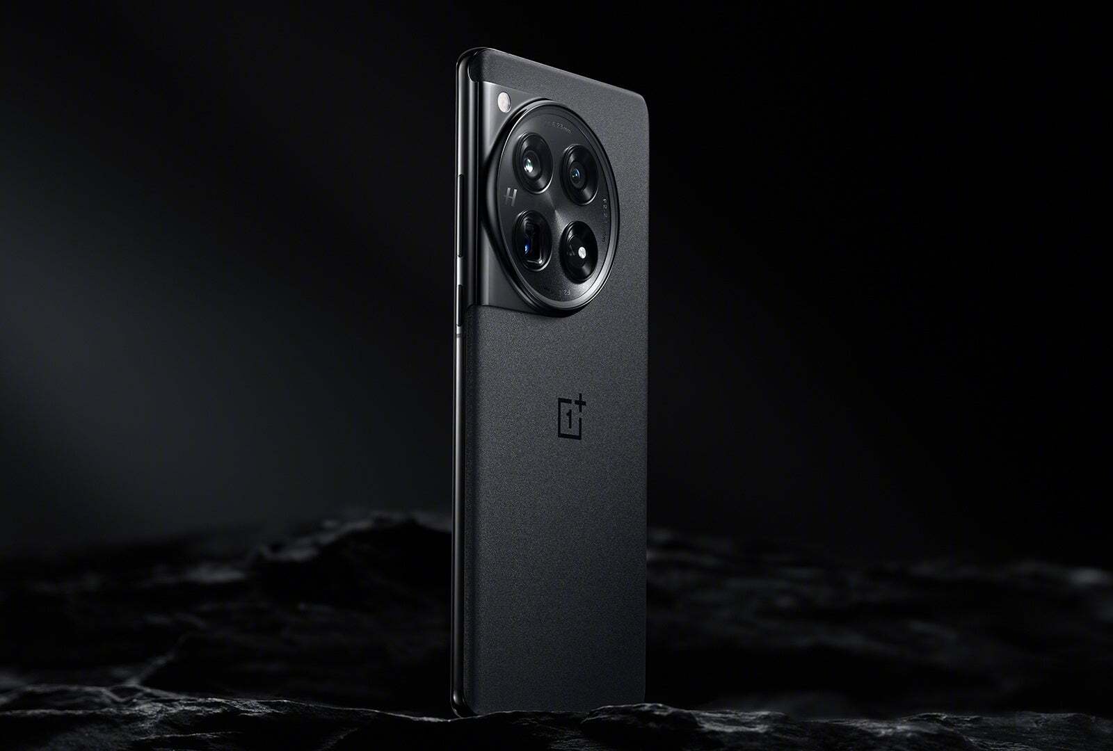 The OnePlus 12 in black (Image source - OnePlus) - OnePlus 12 colors: what to expect