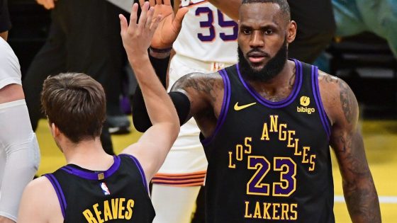 Los Angeles Lakers snare in-season tournament semifinal spot