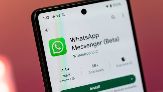 WhatsApp to allow message forwarding to channels in an upcoming update