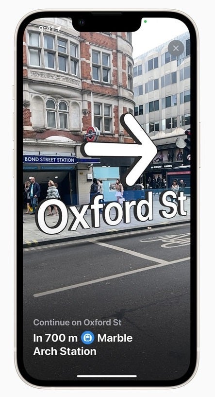 Immersive AR walking directions on Apple Maps - Apple wants your help to improve the AR features of Apple Maps
