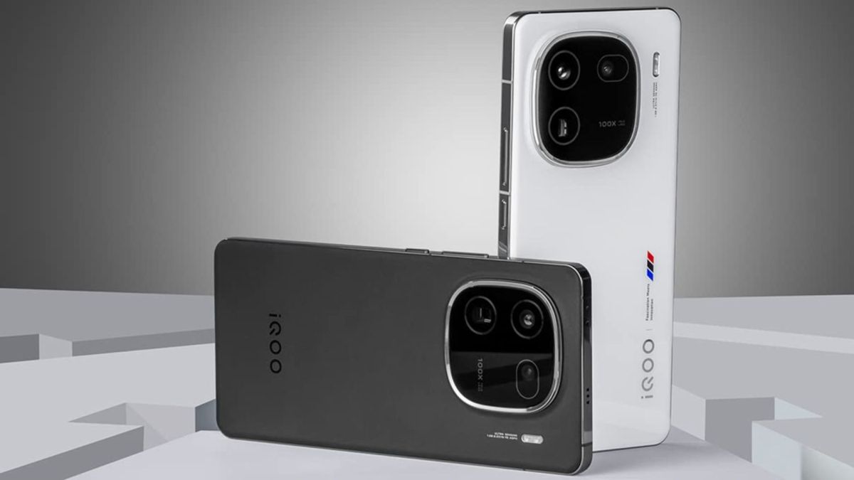 Amazon Unintentionally Reveals iQOO 12 India Pricing Before Launch; All You Need To Know