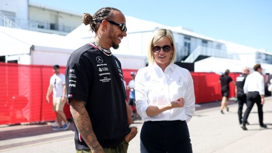 Hamilton slams FIA for 'unacceptable' Wolff investigation