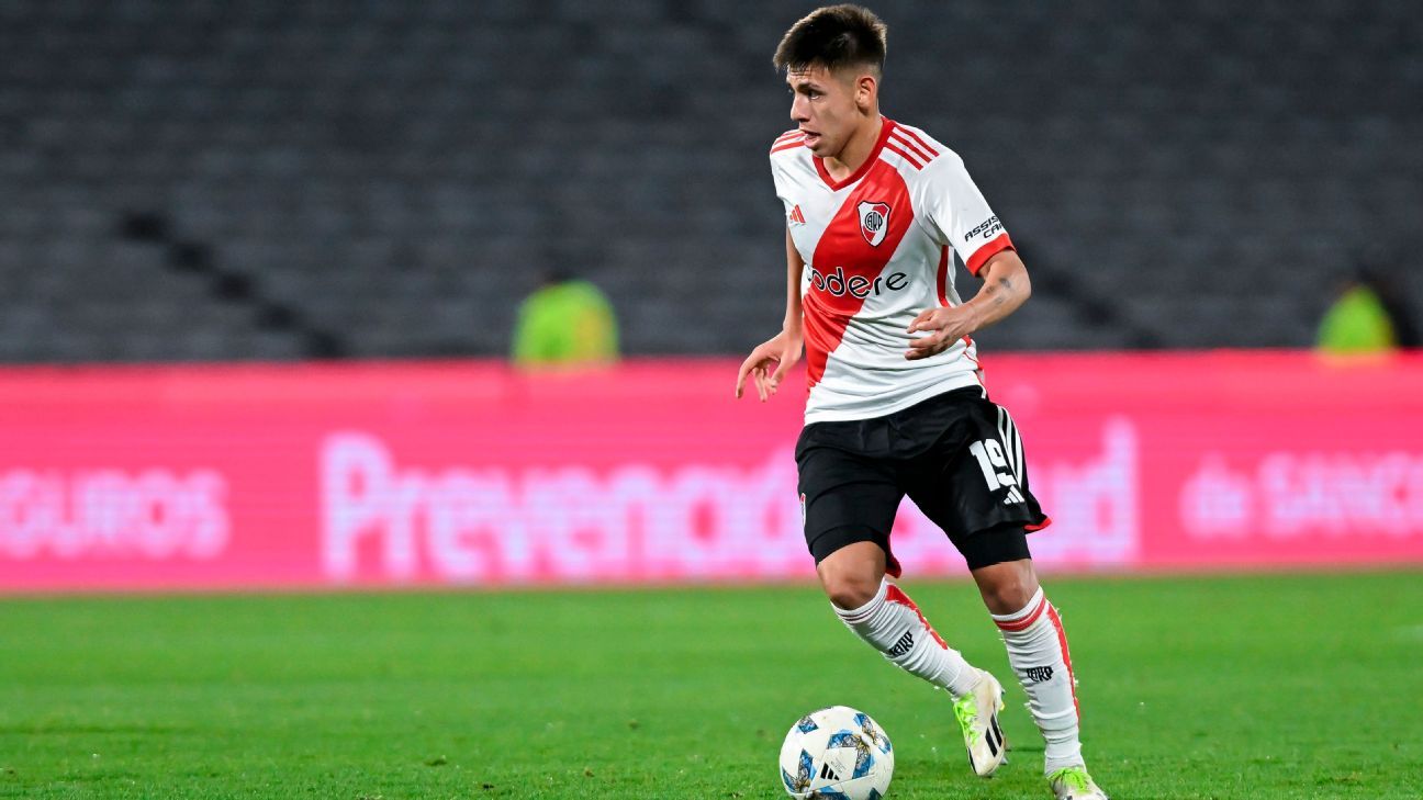 LIVE Transfer Talk: Barcelona interested in River's Echeverri