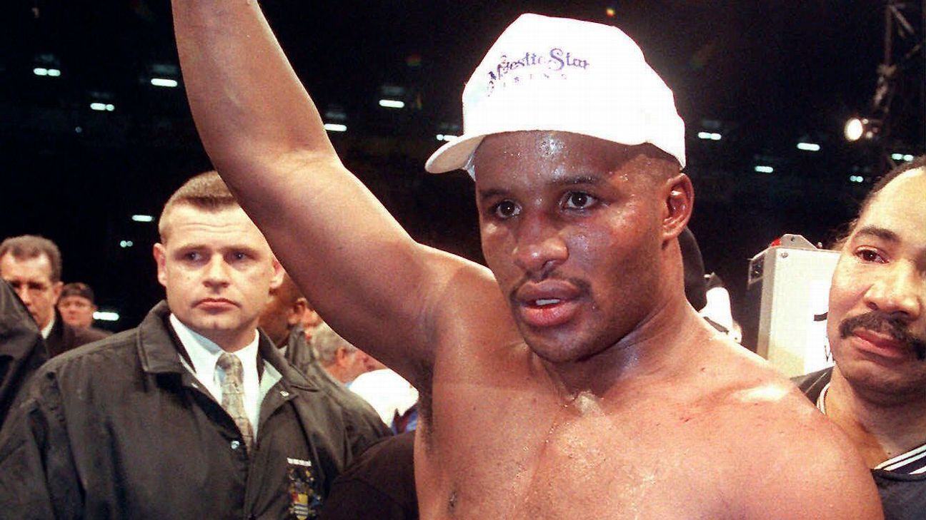 Moorer, Hatton, Calderon, Corrales elected to Hall of Fame