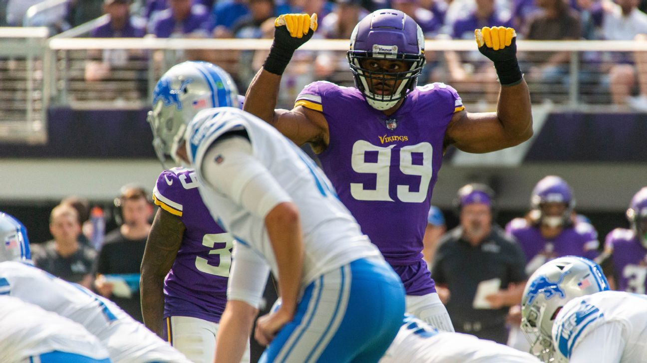 NFL Week 16 picks, schedule, odds, injuries, fantasy tips