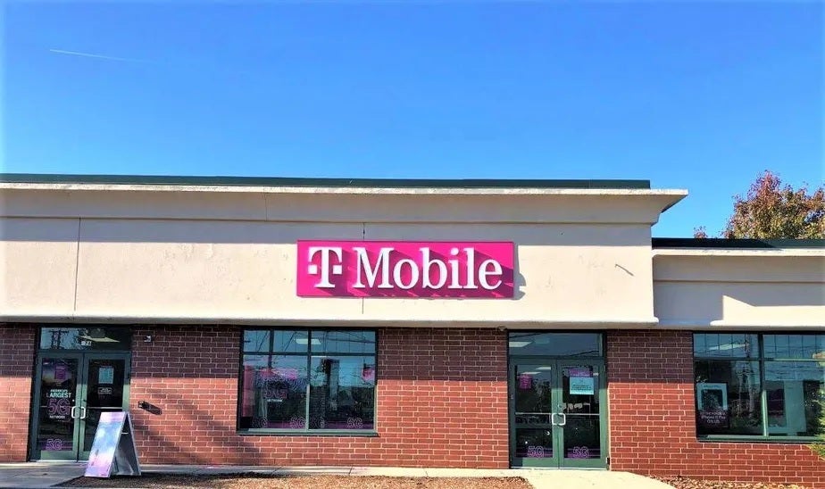 Remember, a representative working in a wireless carrier's retail store usually doesn't like phones like you do.  T-Mobile's Pushy rep refused to sell a customer a new iPhone unless they also purchased accessories.