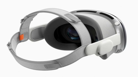 Apple Vision Pro available in the US on February 2 at $3,499