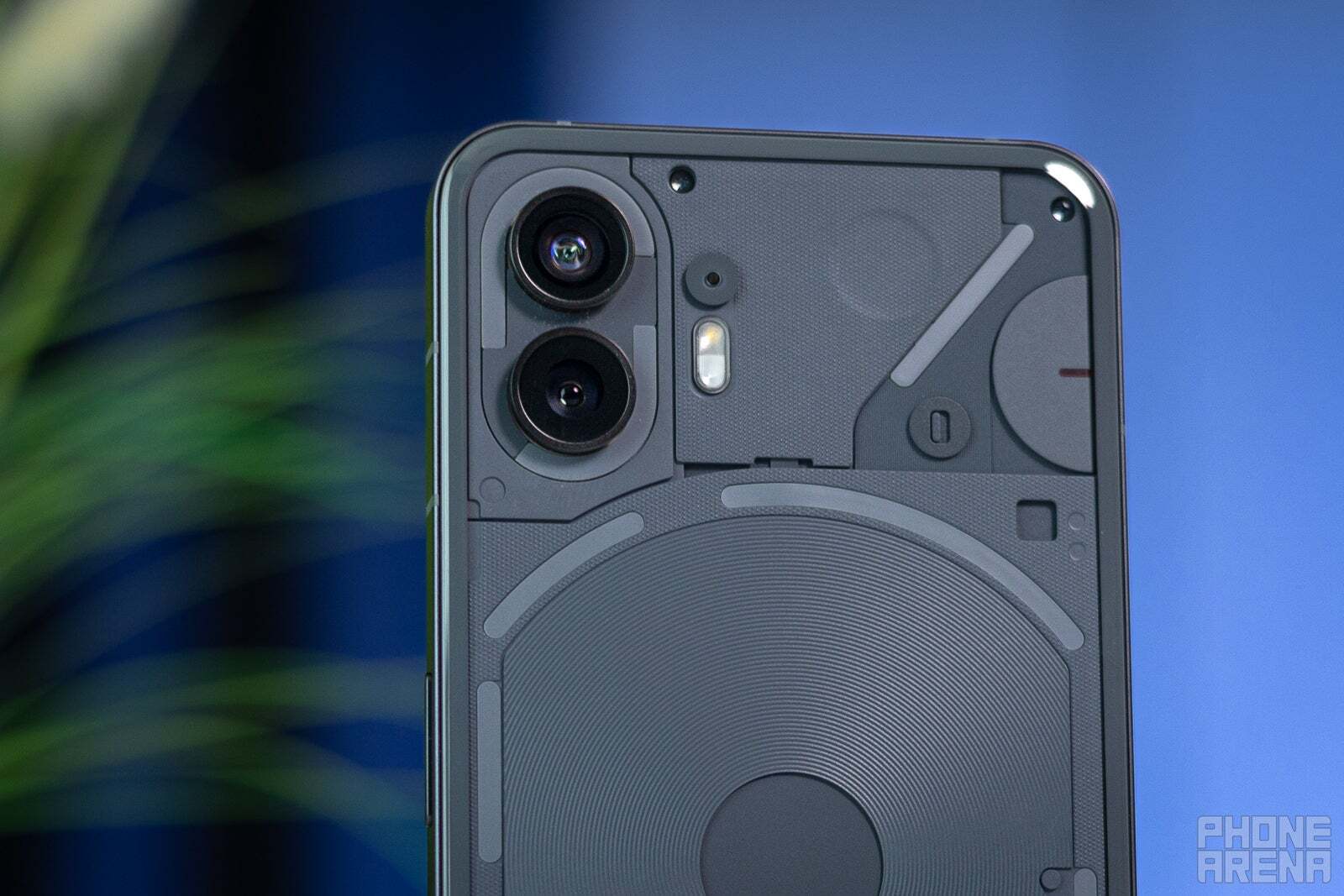 The Nothing Phone 2. Whether you like this design or not, you can't argue that it isn't unique: the Galaxy S24 finally brought more colorful options, but where are the bold and brave options?