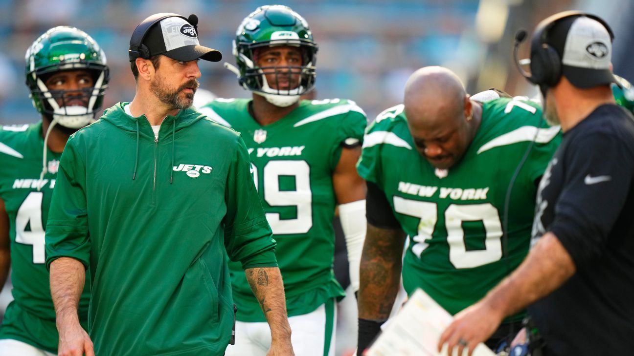 Aaron Rodgers voted most inspirational by Jets teammates