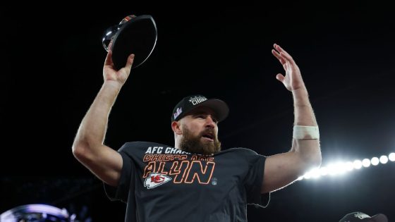 American Airlines joins Kelce-Swift hype with Super Bowl flights