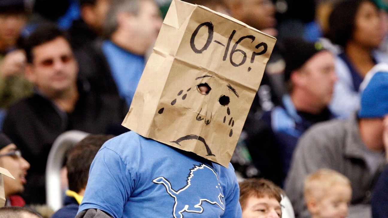 Dan Campbell links winless 2008 Lions to 2023 playoff run