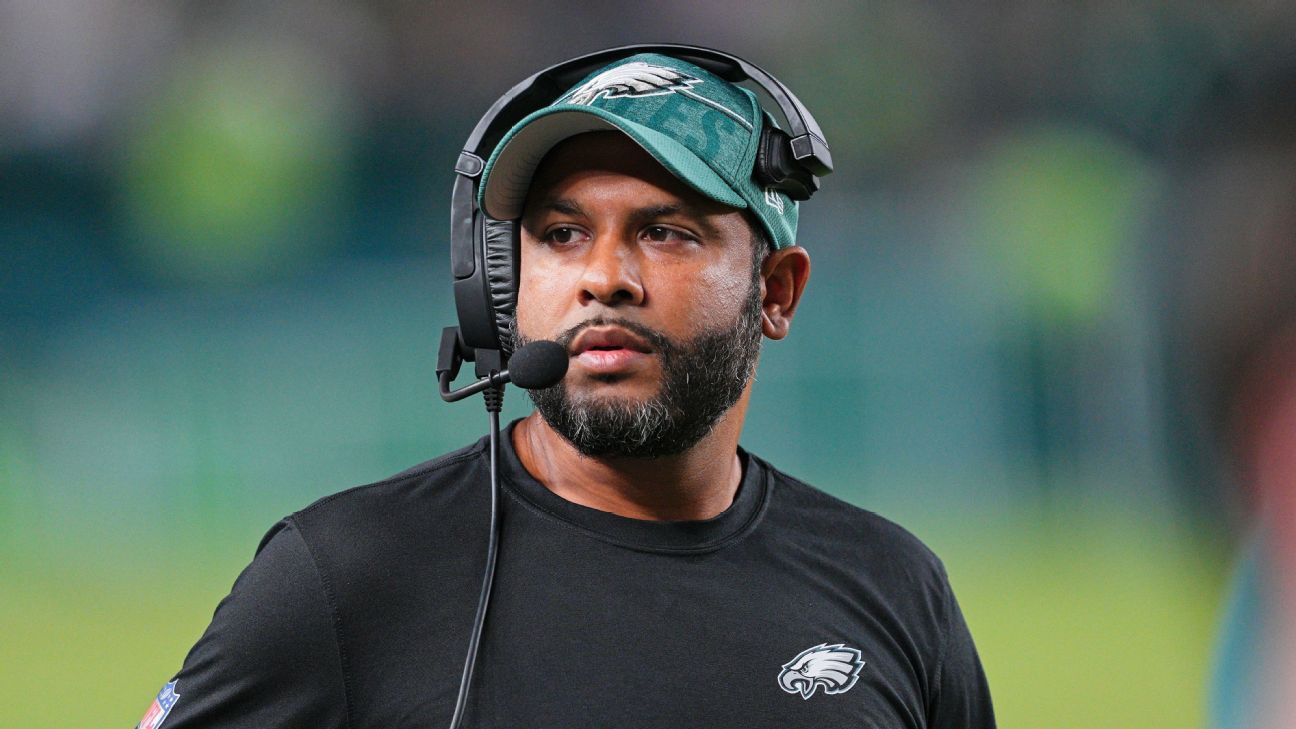 Eagles reportedly fire demoted defensive coordinator Sean Desai