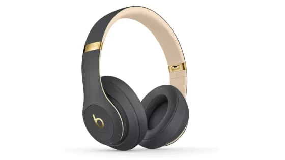 Grab a pair of Beats Studio3 for a whopping 52% off their price and boost your street cred on the cheap