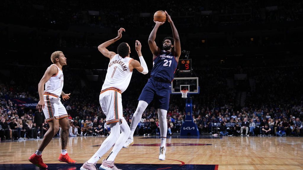 Joel Embiid drops 70, breaking Wilt Chamberlain's 76ers record