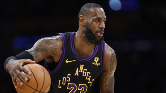 Lakers' LeBron James makes history with 20th All-Star selection