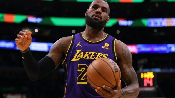 LeBron James out as Los Angeles Lakers fall to Utah Jazz