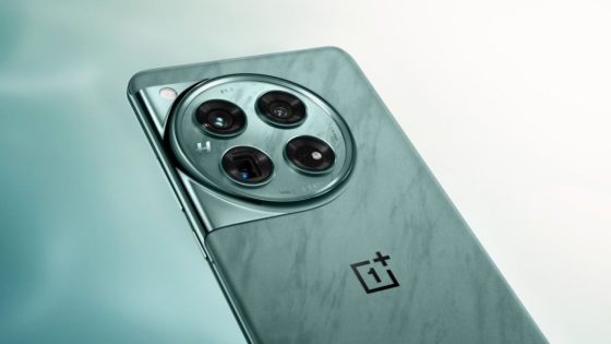 OnePlus 12 Hits the Shelves in India Starting Today With Impressive Camera Performance: Price, Specifications, Bank Offers