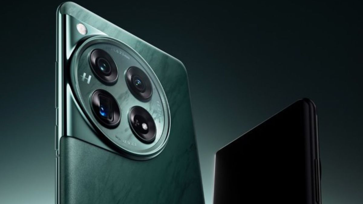 OnePlus 12 Launch Secrets Spilled: India Price and Sale Date Leaked Before January 23 Debut