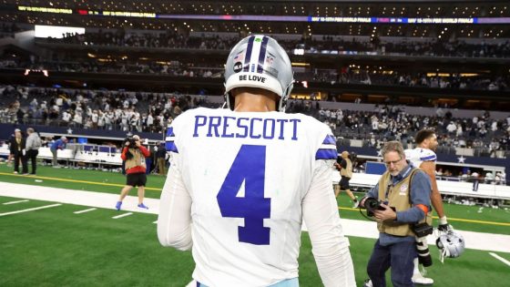 'Stunned' Cowboys seek offseason answers -- yet again