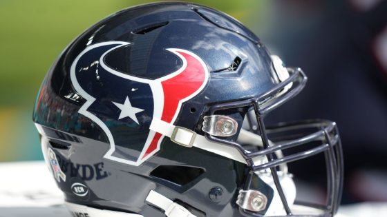 Texans owner fighting son's claims she needs guardian