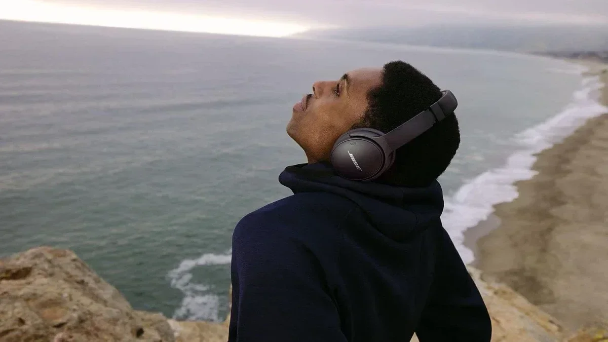 The top-notch Bose QuietComfort 45 are currently $100 more affordable on Amazon