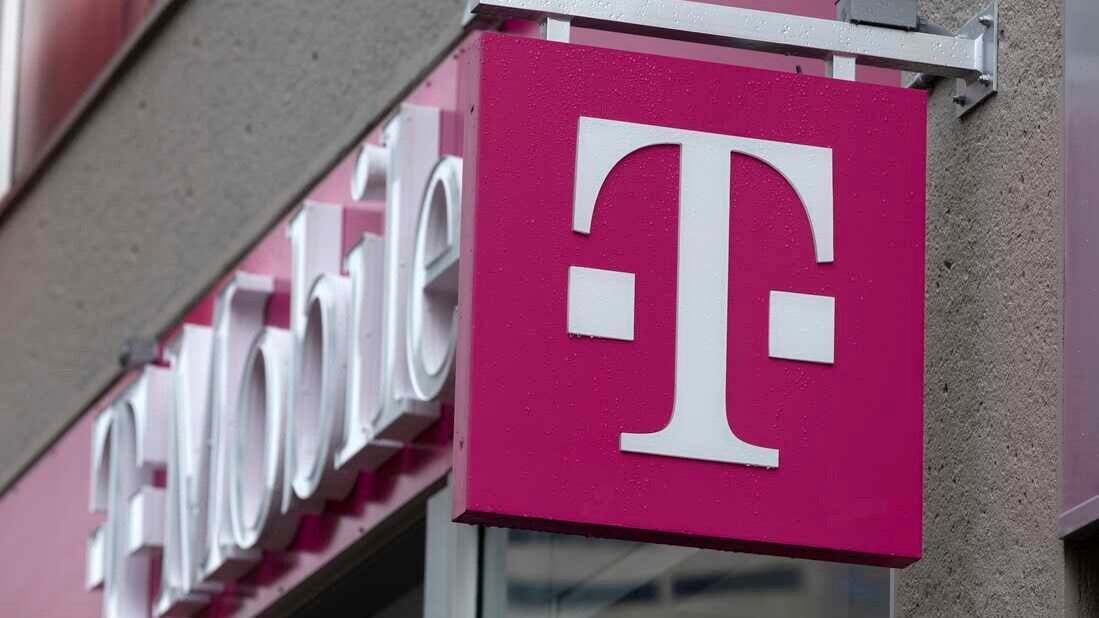 T-Mobile Reps Are Under Pressure to Meet Certain Sales Goals, According to Current Employees Working for the Carrier - Top T-Mobile Rep Says He's "I've seen more fraud here than anywhere else I've been so far"