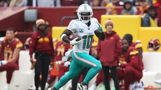 Tyreek Hill back at Dolphins practice Friday after fire at home