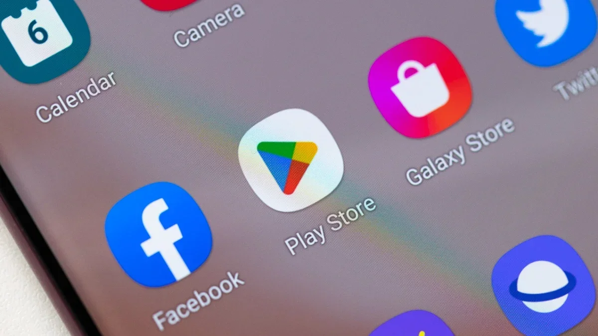 Android users will receive notifications prompting them to upgrade their apps